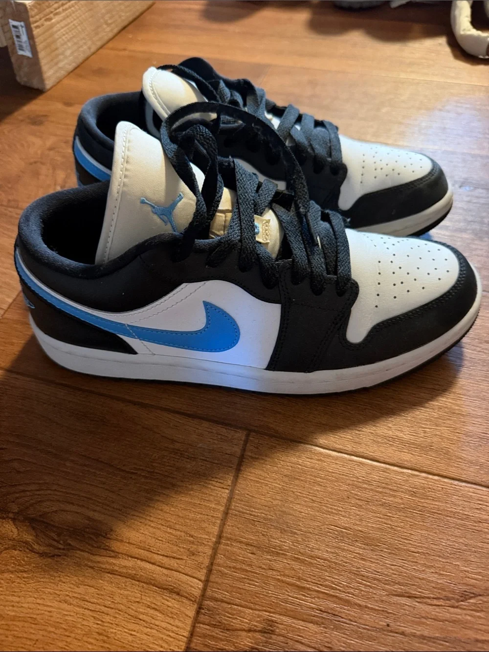 Jordan Low-Top Sneakers in Black, White & Blue